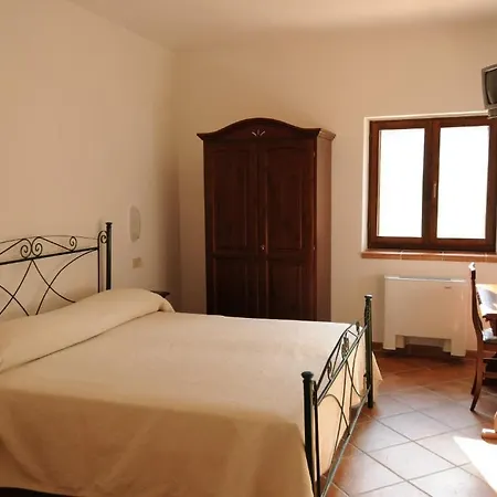 Bio Agriturismo Valle Scannese Farm stay Scanno