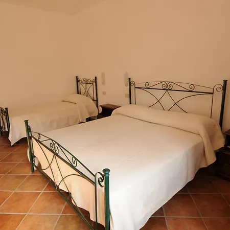 Bio Agriturismo Valle Scannese Bauernhof *